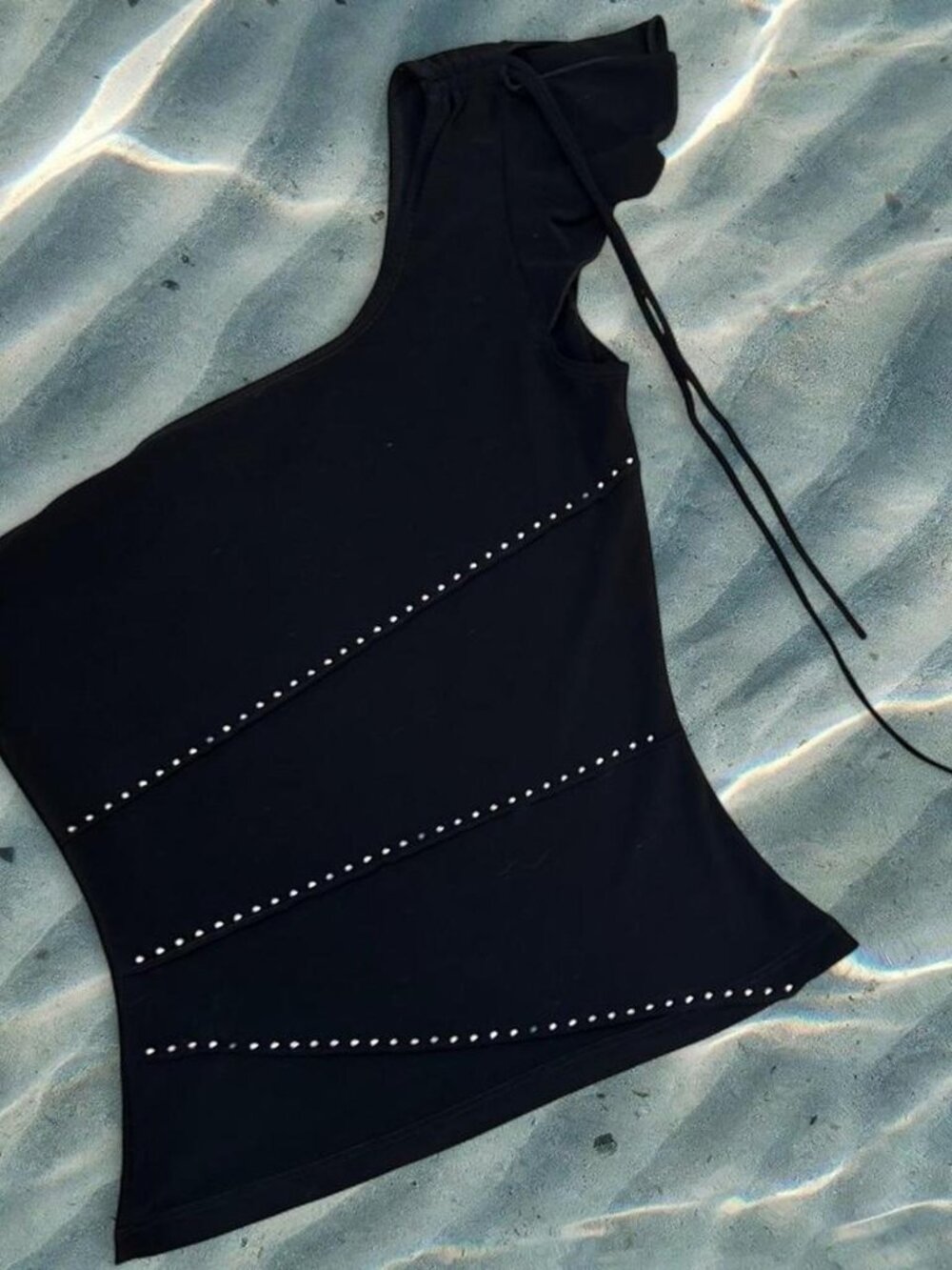 Vintage Y2K Niche USA asymmetric bedazzled black one shoulder top ⭐️ 90s - Picture 2 of 6